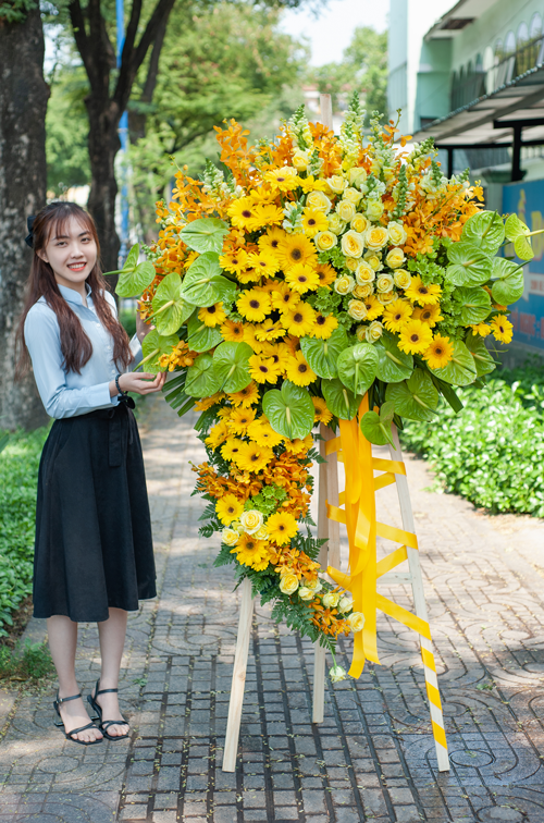 Kệ hoa khai trương vàng phát đạt gallery